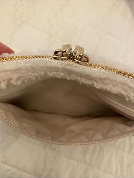lululemon belt bag gold hardware Everywhere 1L Lemon Beirut lululemon Everywhere Belt Bag 1L